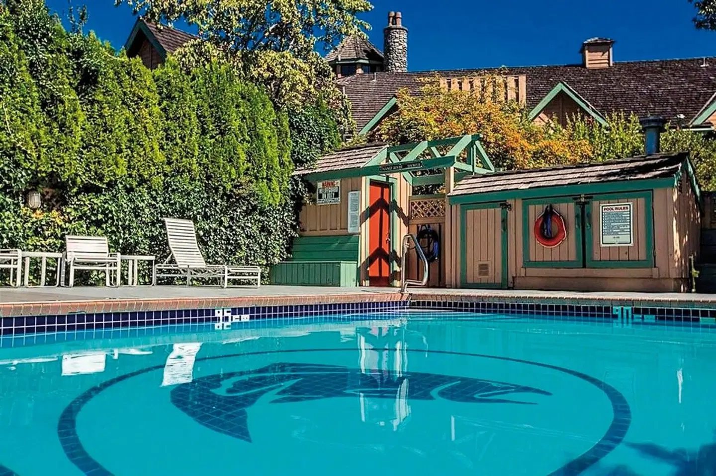 Painter's Lodge OUTDOOR_POOL