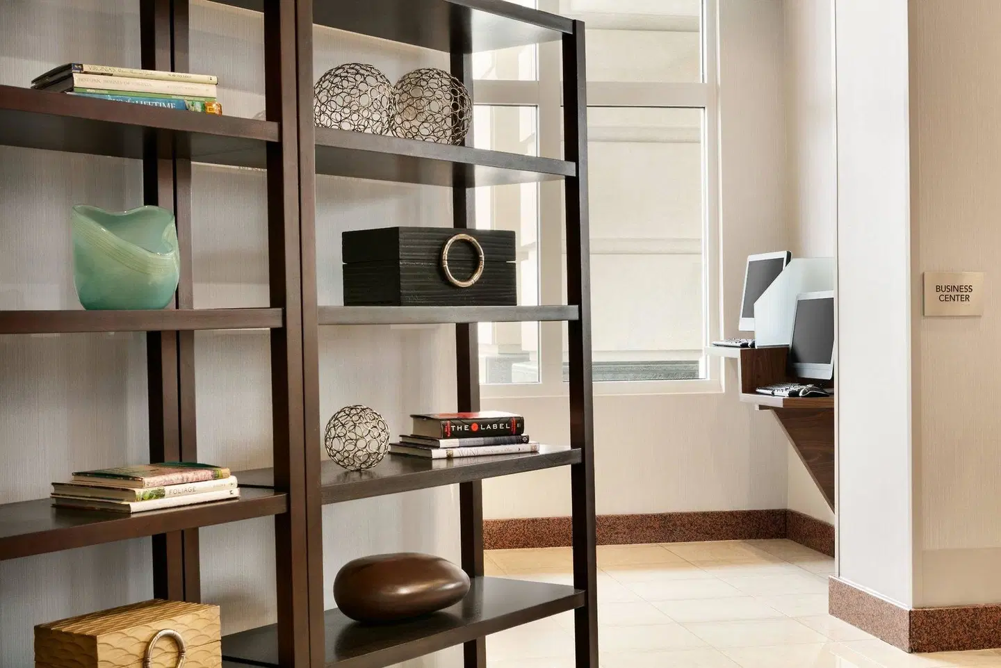 Courtyard by Marriott Tysons McLean ROOM_EXAMPLE