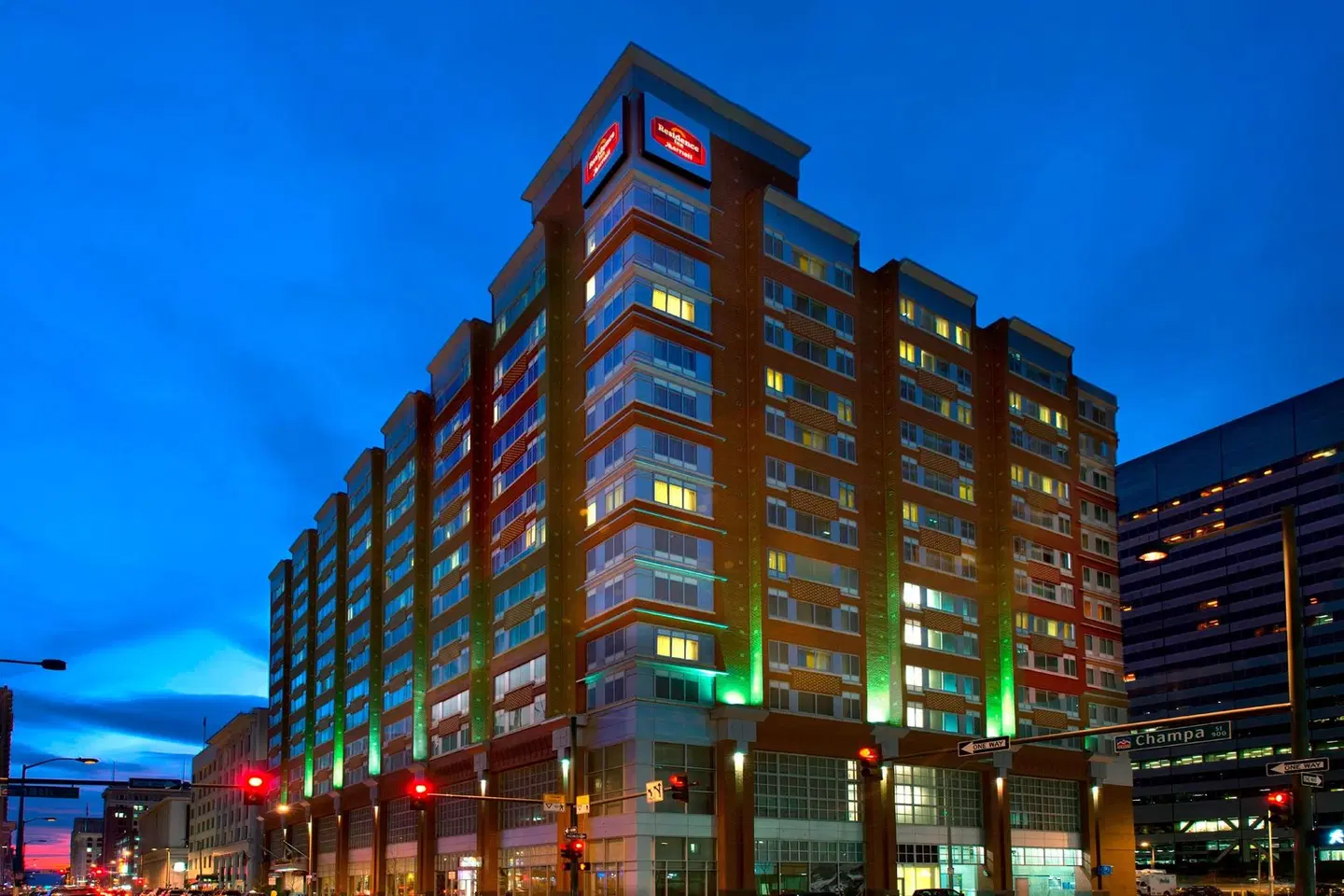 Residence Inn by Marriott Denver City Center EXTERIOR