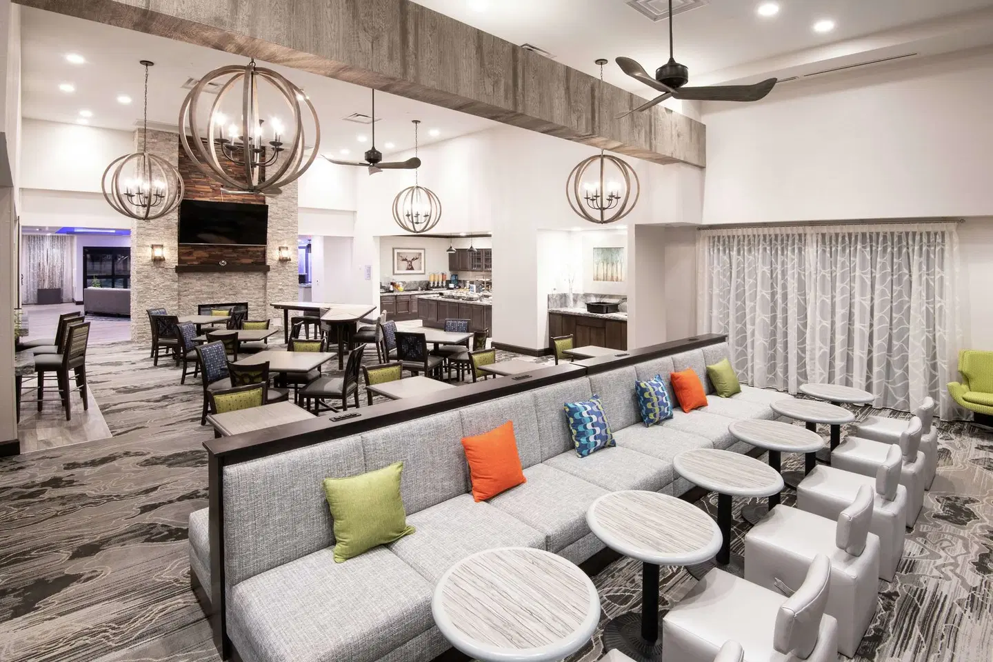 Homewood Suites by Hilton Steamboat Springs Bar