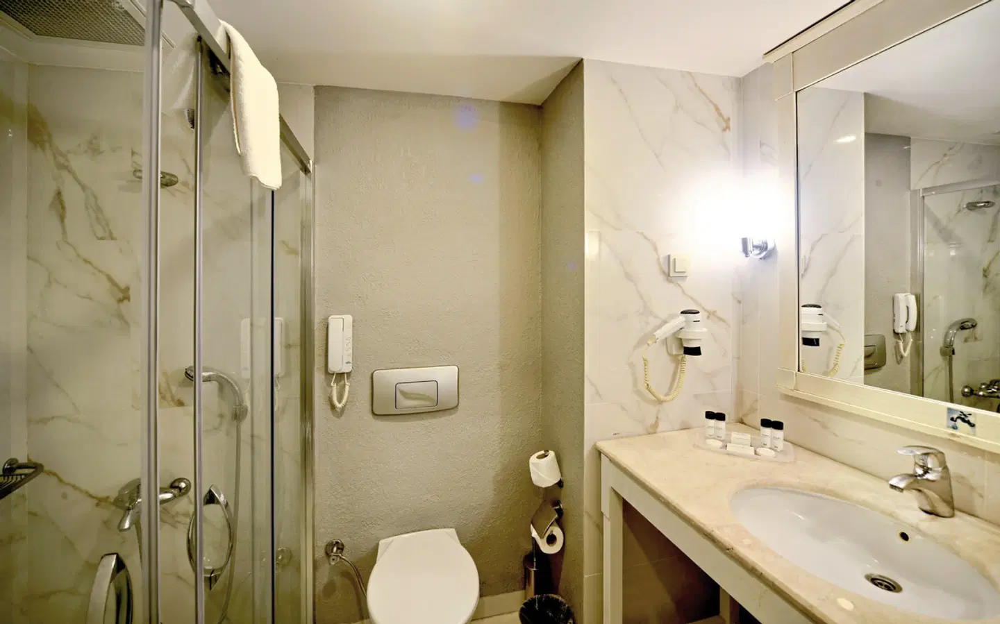 Champion Holiday Village Badezimmer