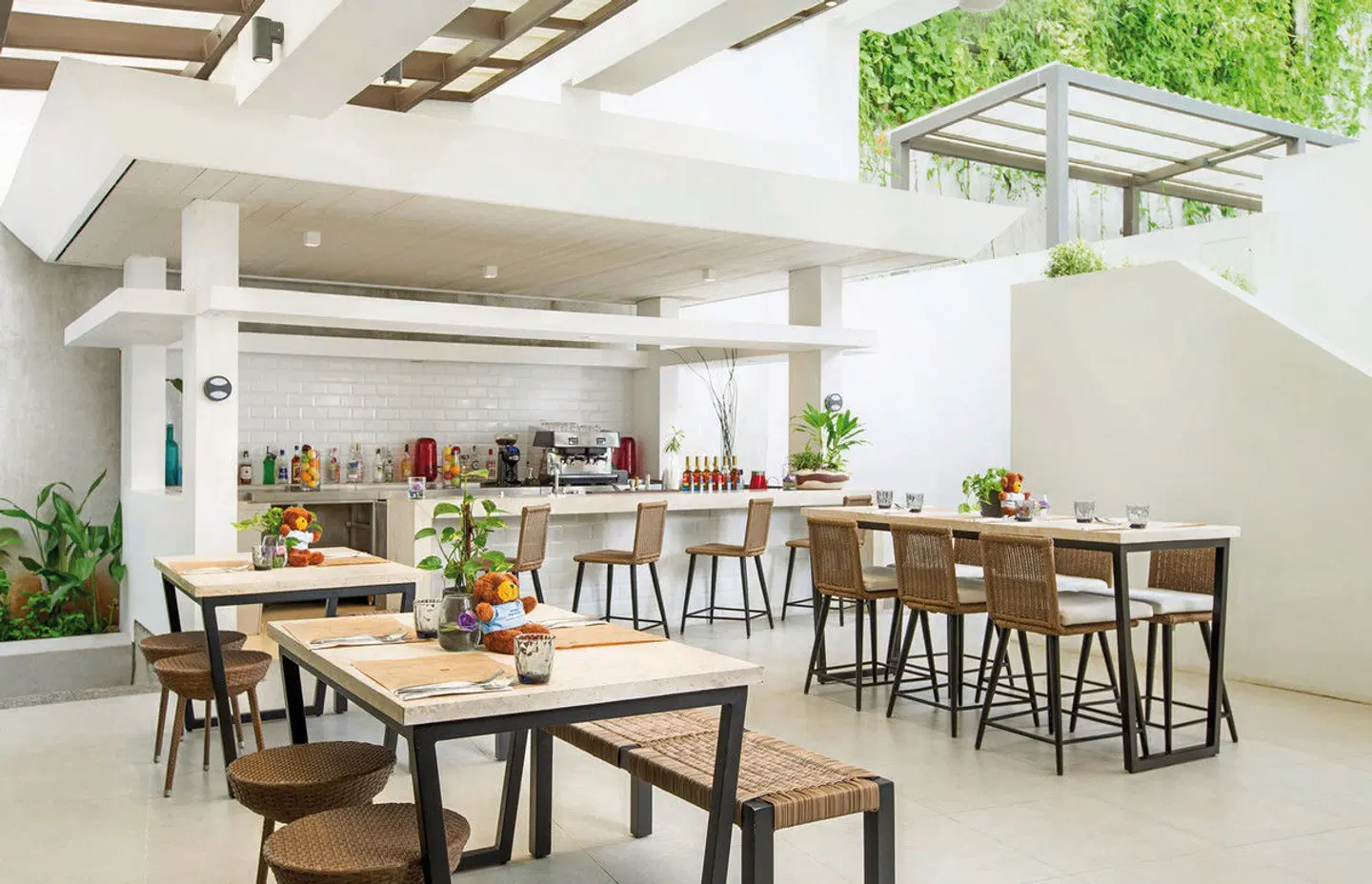 Discovery Shores Boracay Bar