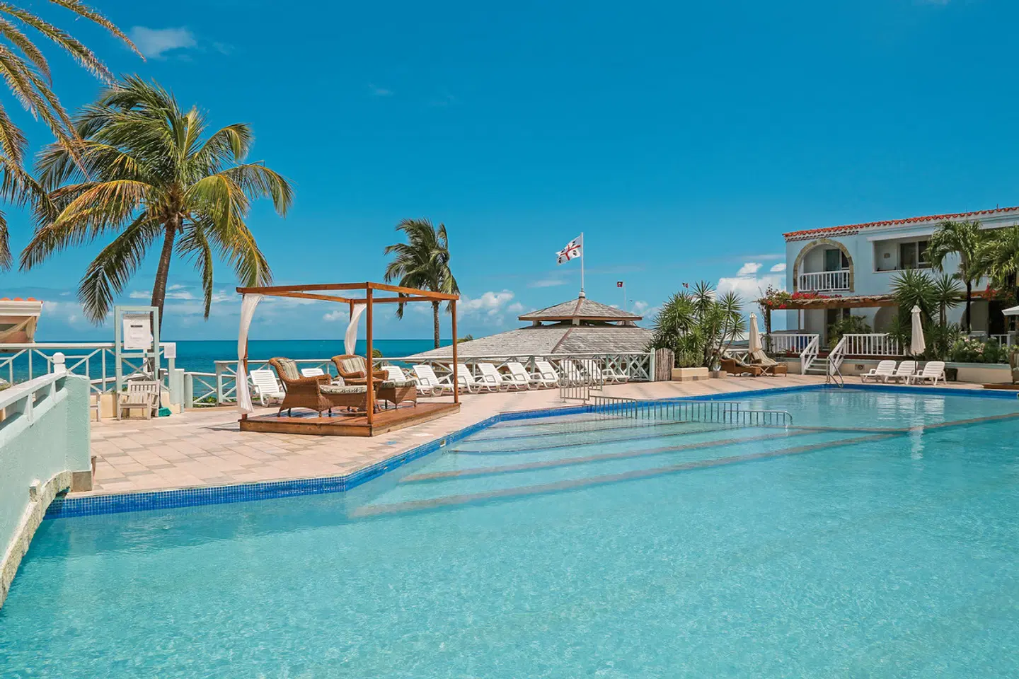 Ocean Point Resort & Spa OUTDOOR_POOL