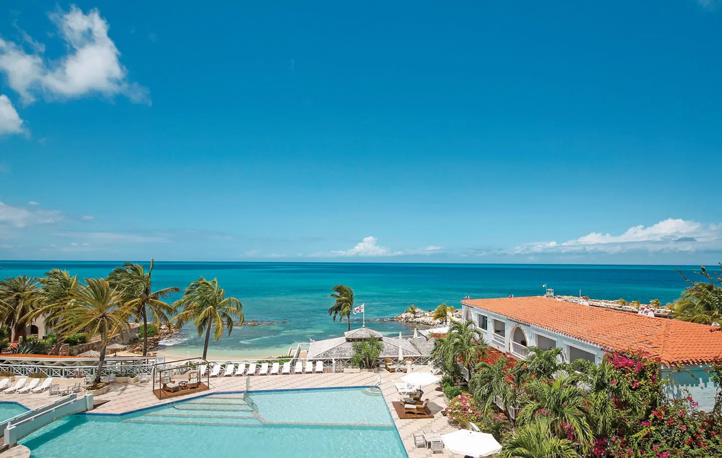 Ocean Point Resort & Spa OUTDOOR_POOL