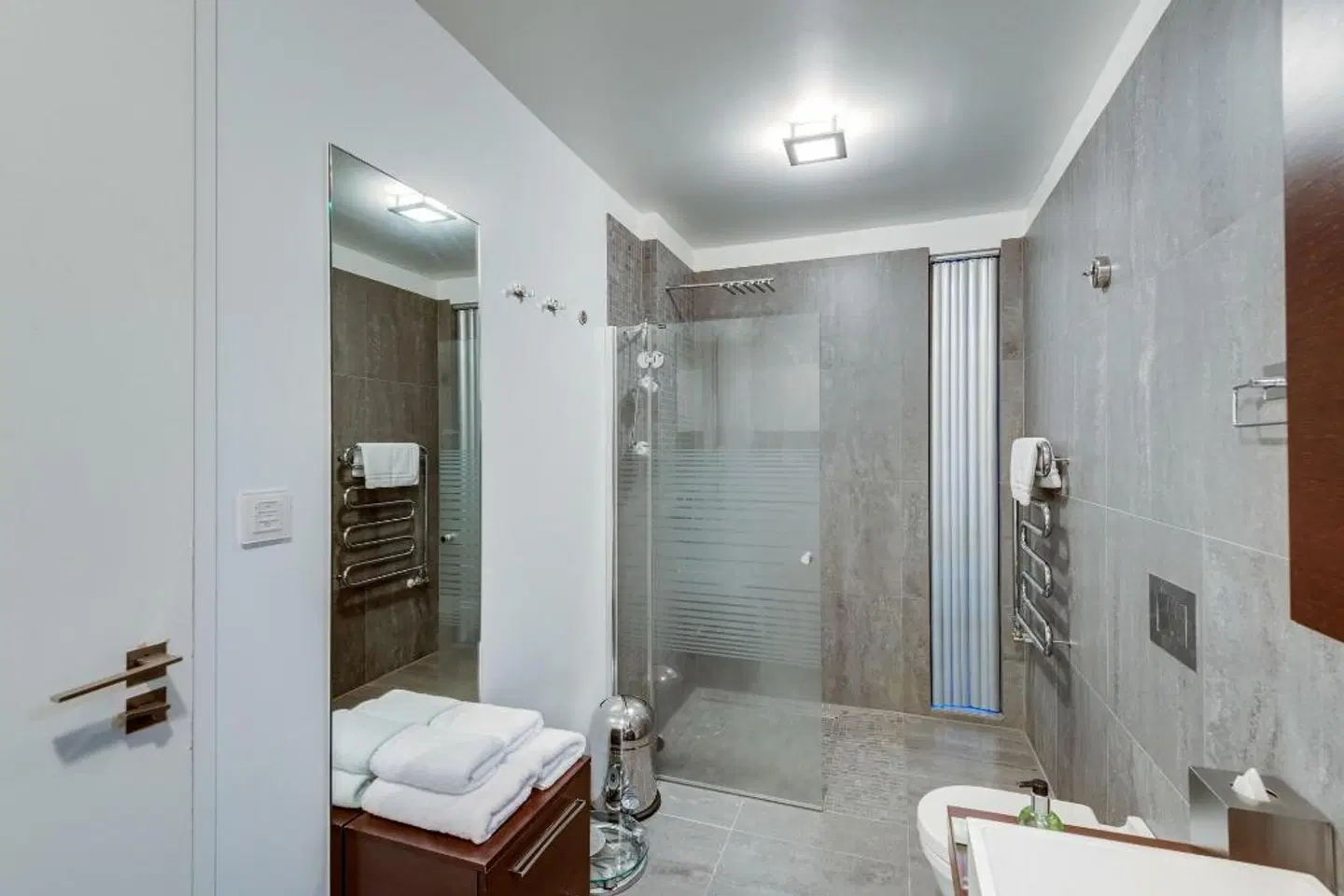 Black Pearl Apartment Hotel Badezimmer