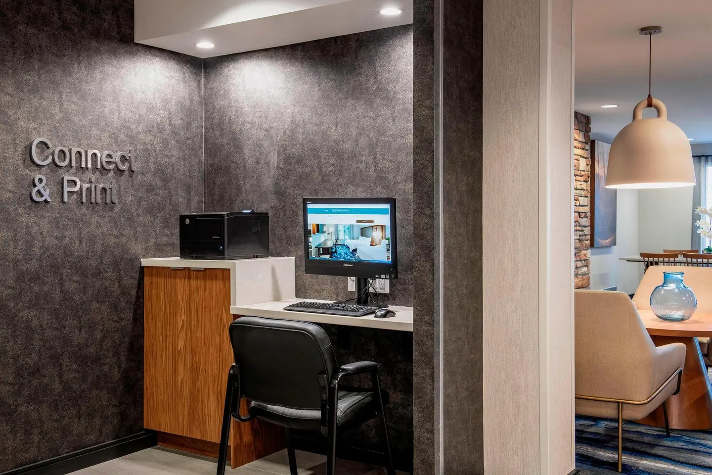 Fairfield Inn & Suites by Marriott Kelowna ROOM_EXAMPLE