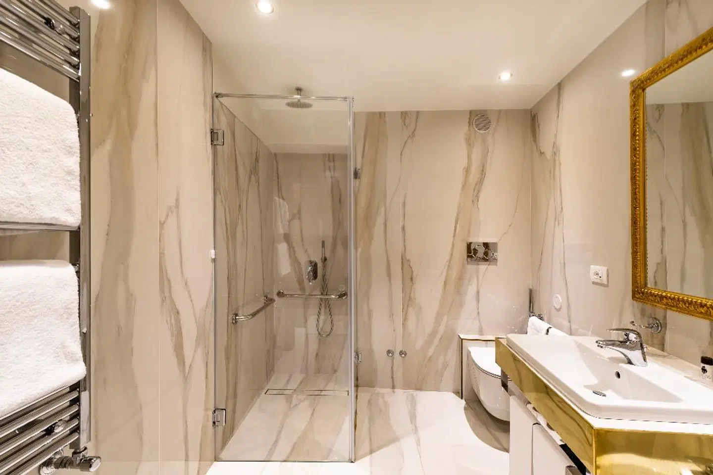 Palazzo San Lorenzo Badezimmer