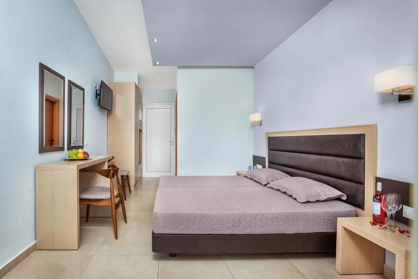 Iris Hotel ROOM_EXAMPLE