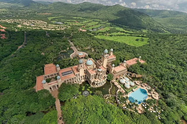 The Palace of the Lost City LANDSCAPE