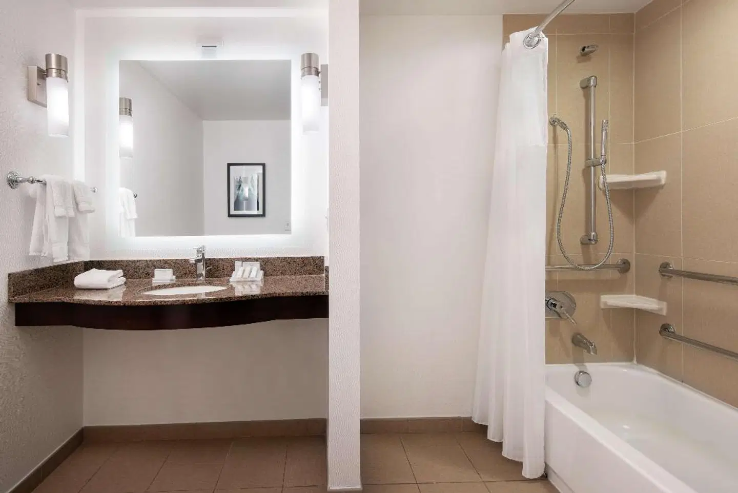 Hilton Garden Inn Denver/Cherry Creek Badezimmer