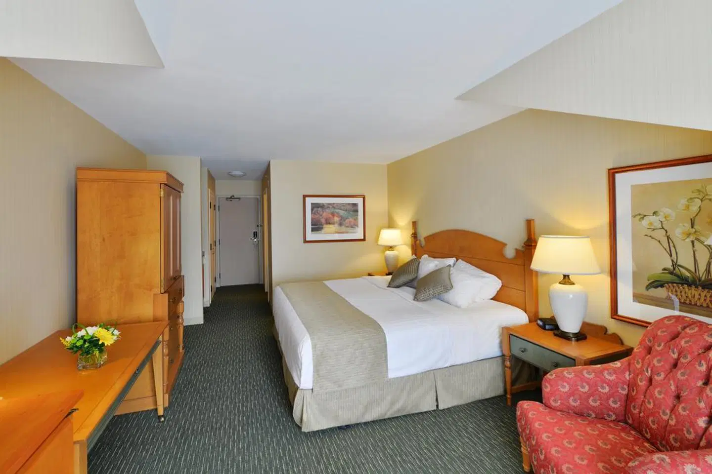 St. Eugene Golf Resort Casino ROOM_EXAMPLE