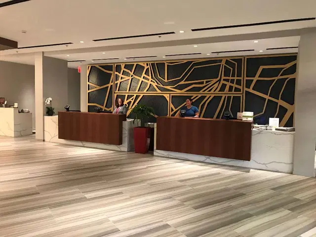 DoubleTree by Hilton Newark LOUNGE_LOBBY