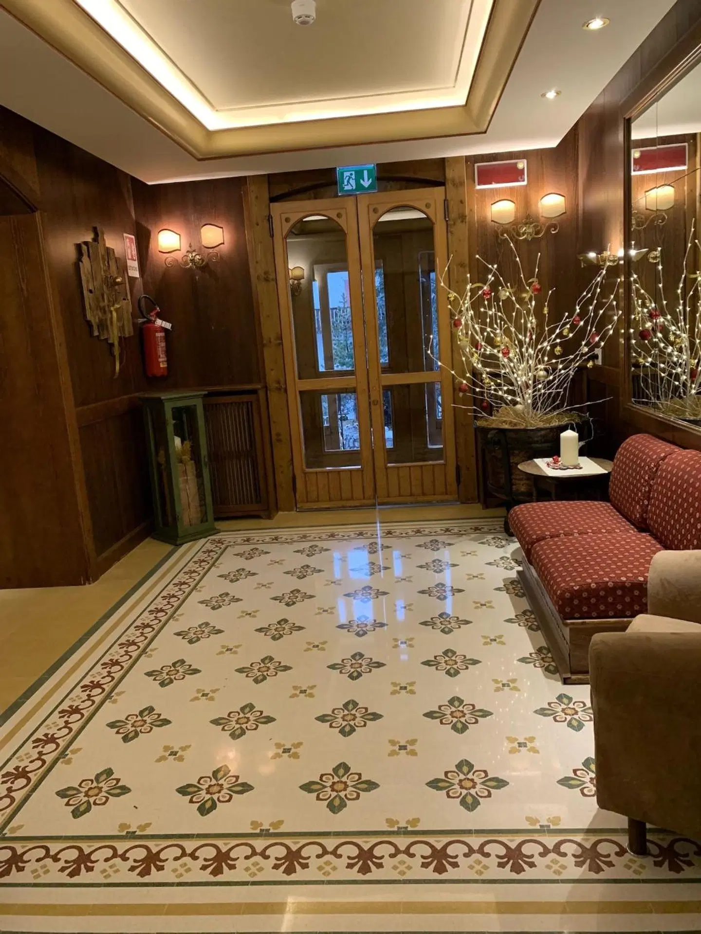 Serena LOUNGE_LOBBY