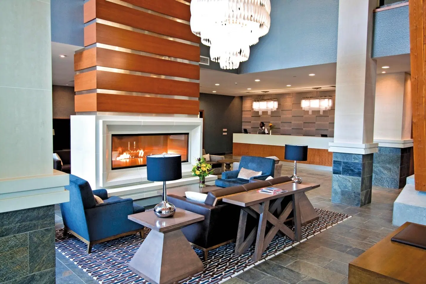 The Sutton Place Hotel Revelstoke Mountain Resort LOUNGE_LOBBY