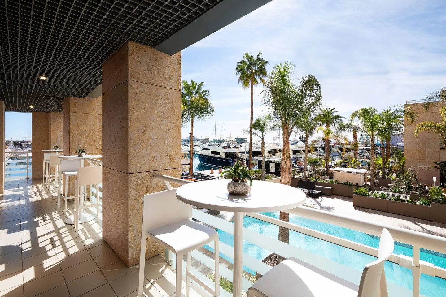 Riviera Marriott Hotel La Porte de Monaco Badezimmer