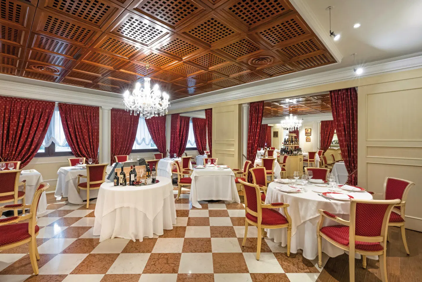 Savoy Beach Hotel & Thermal SPA Restaurant