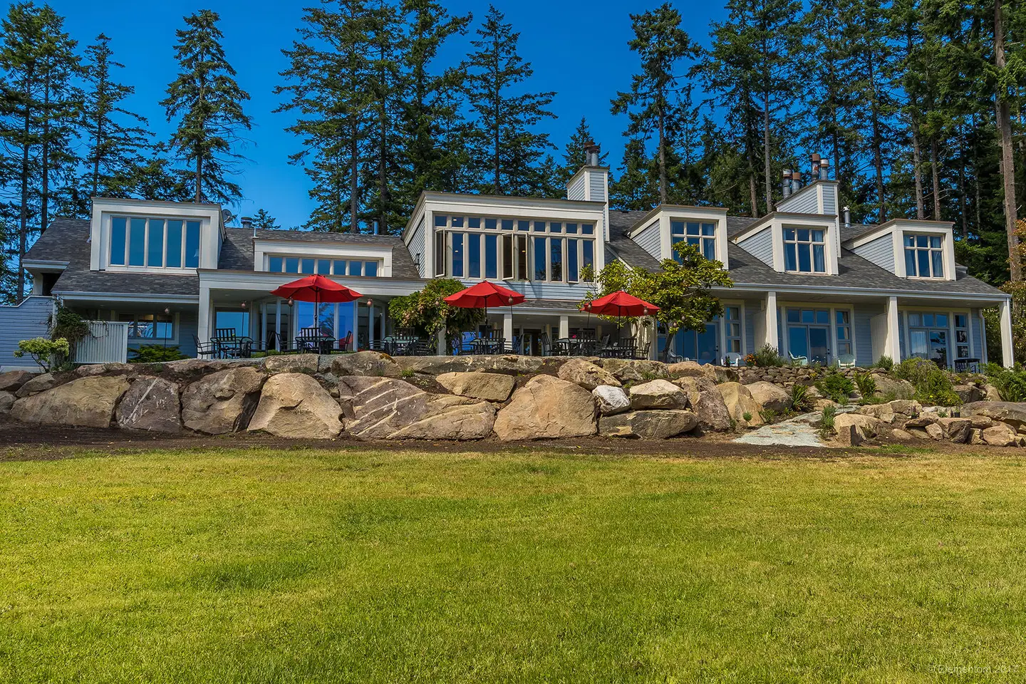 Woodstone Manor Inc. EXTERIOR