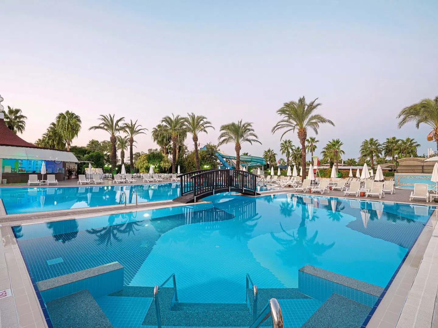 Aydinbey Famous Resort OUTDOOR_POOL