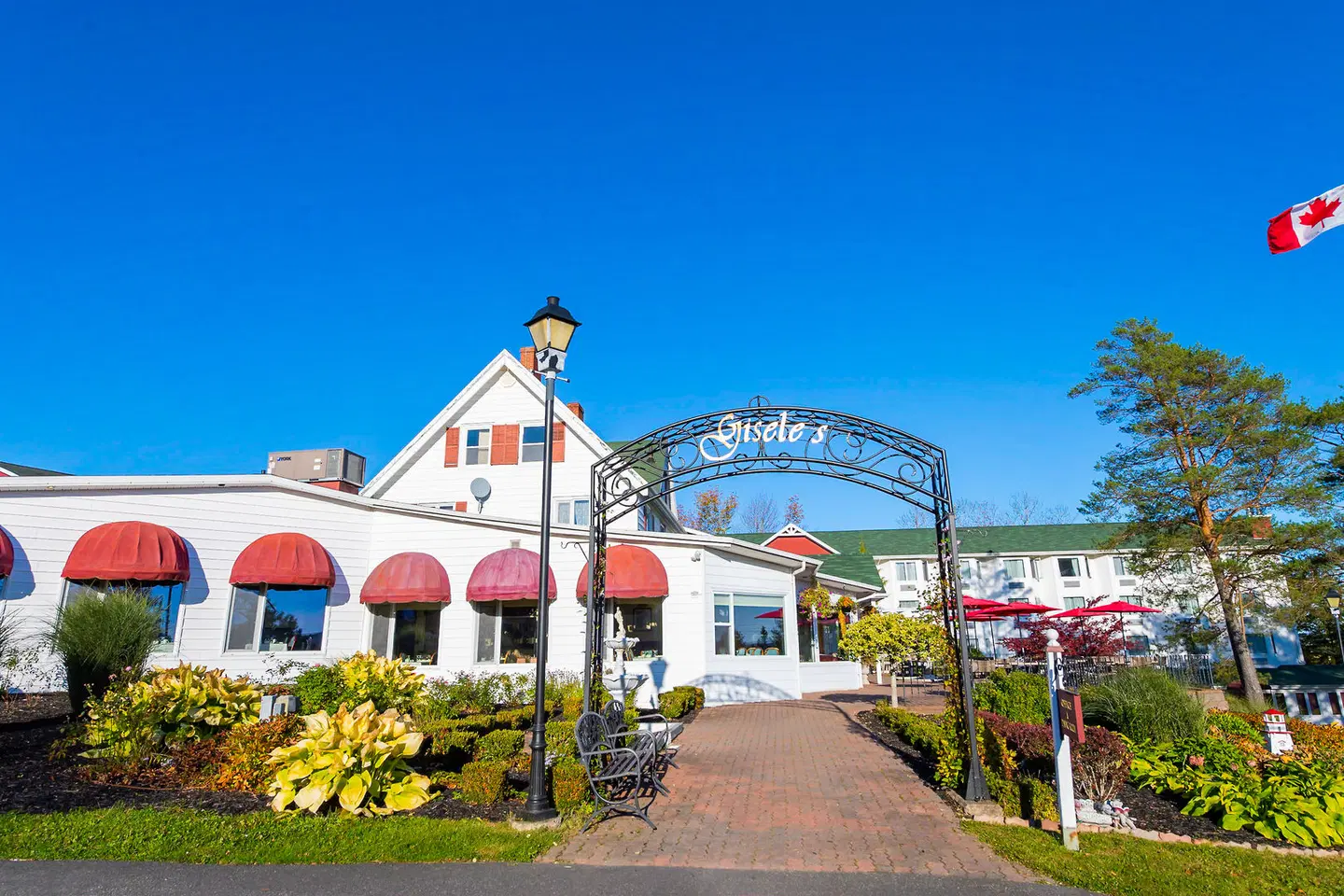 Auberge Gisele's Inn EXTERIOR
