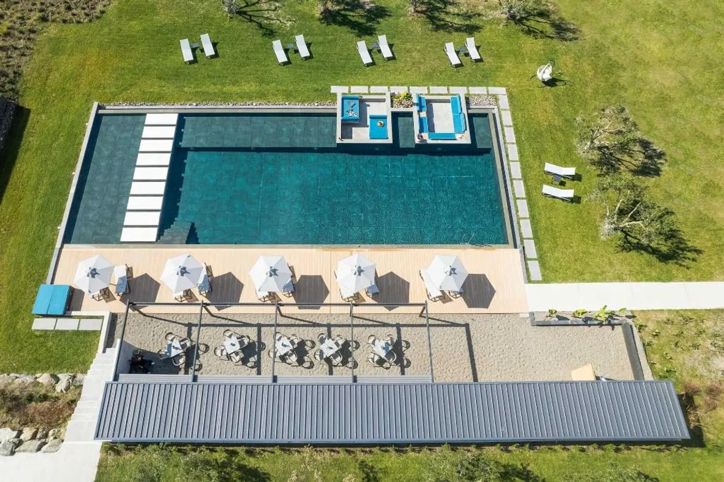 Sani Verde MODEL_IMPRESSION