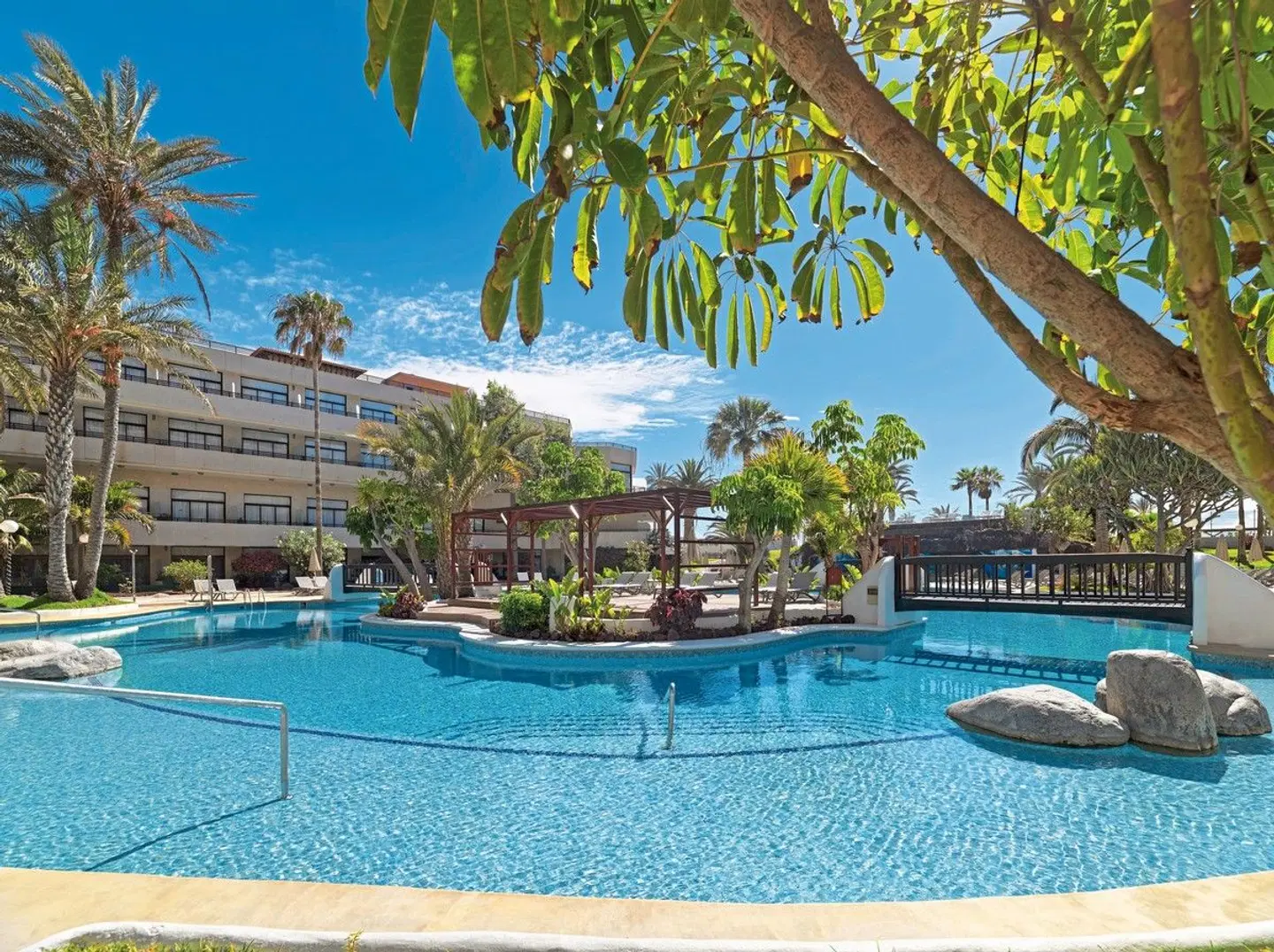 H10 Conquistador OUTDOOR_POOL