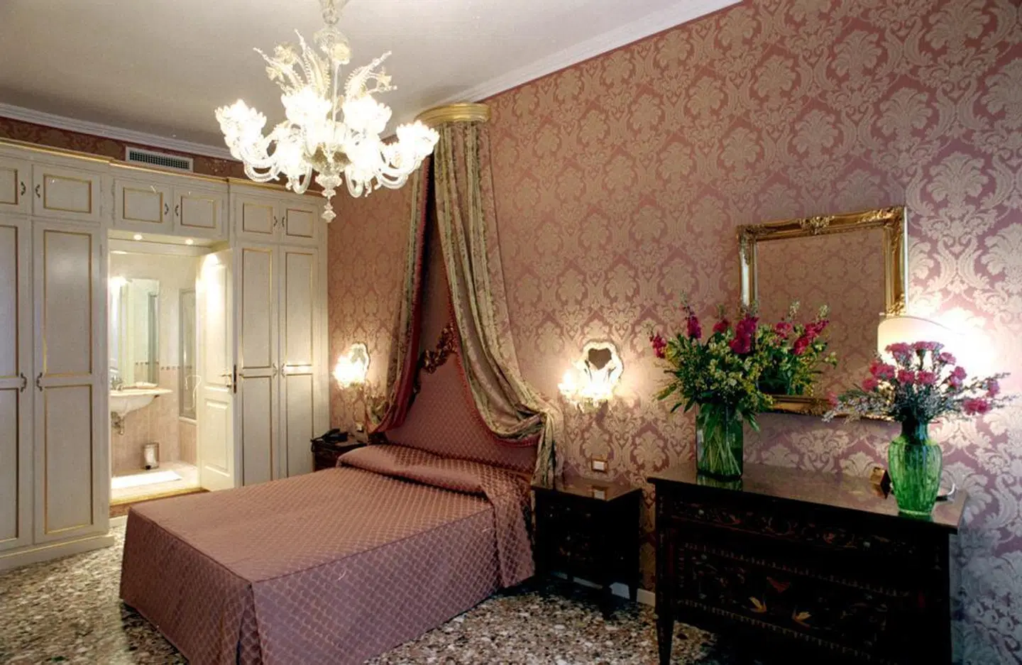 Casa Pisani Canal ROOM_EXAMPLE