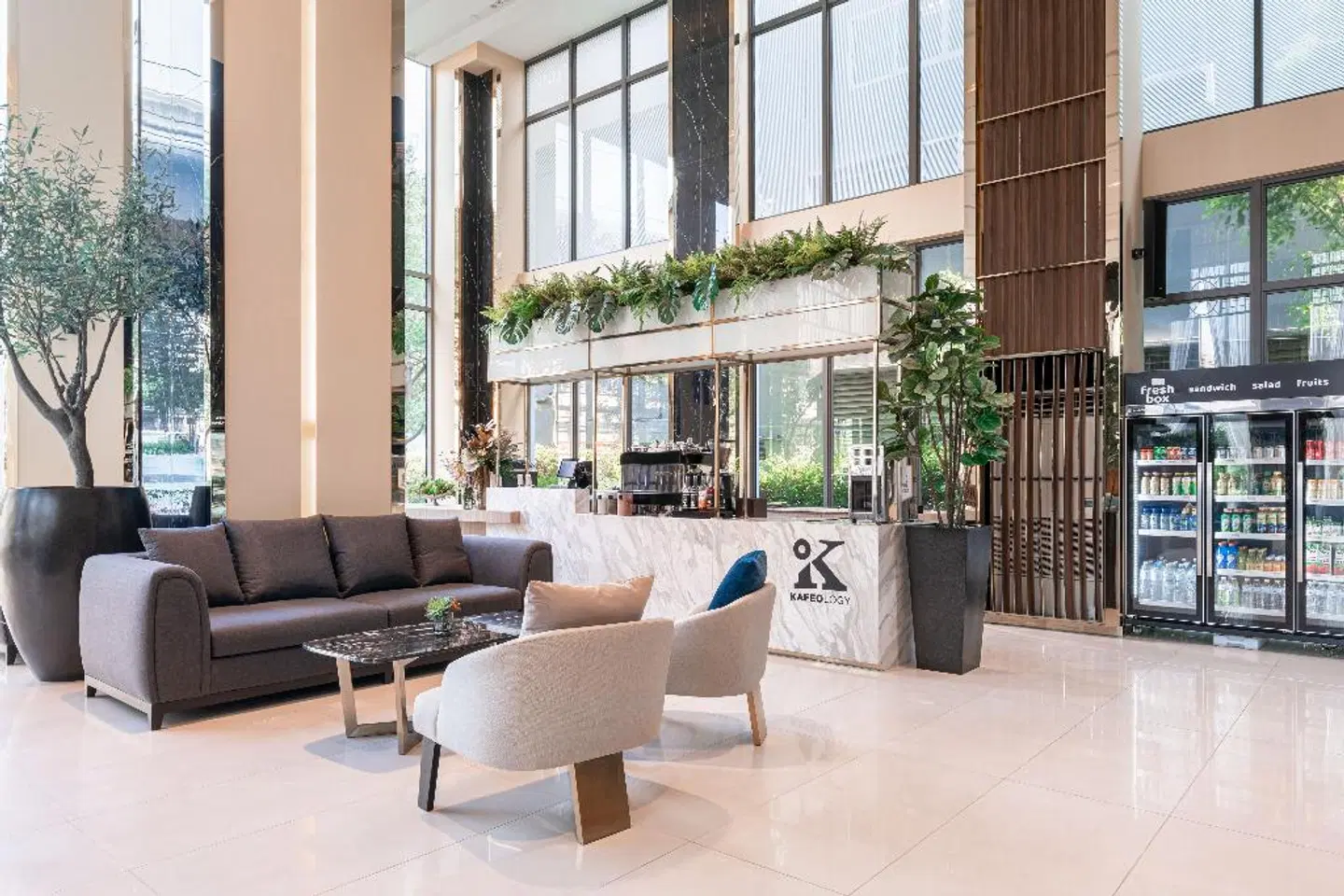 Ramada Plaza by Wyndham Bangkok Sukhumvit 48 LOUNGE_LOBBY