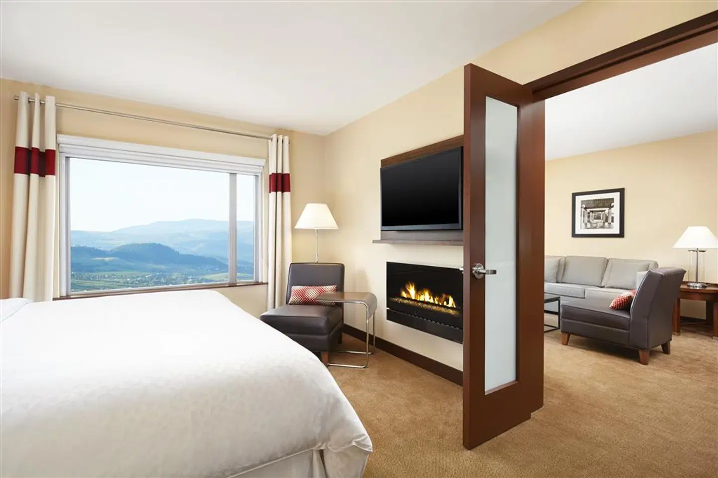 Four Points by Sheraton Kelowna Airport ROOM_EXAMPLE