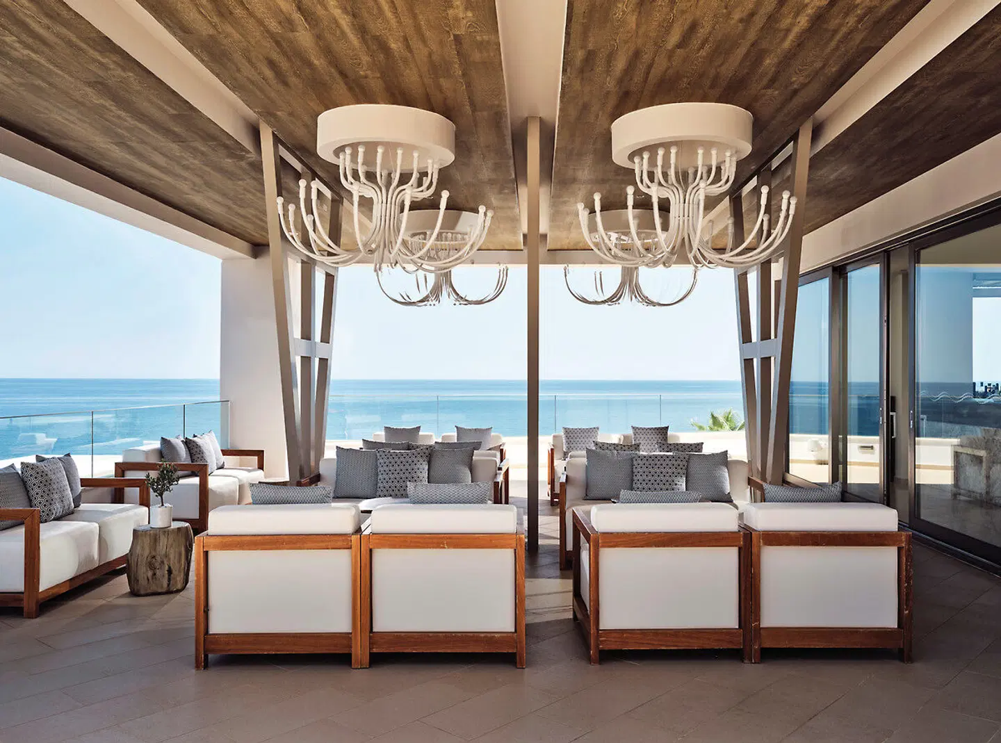 The Royal Blue Resort & Spa LOUNGE_LOBBY