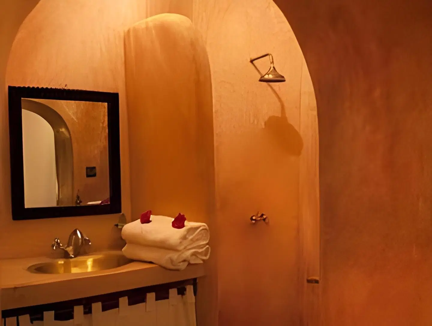 Riad Azalia HEALTH_BEAUTY