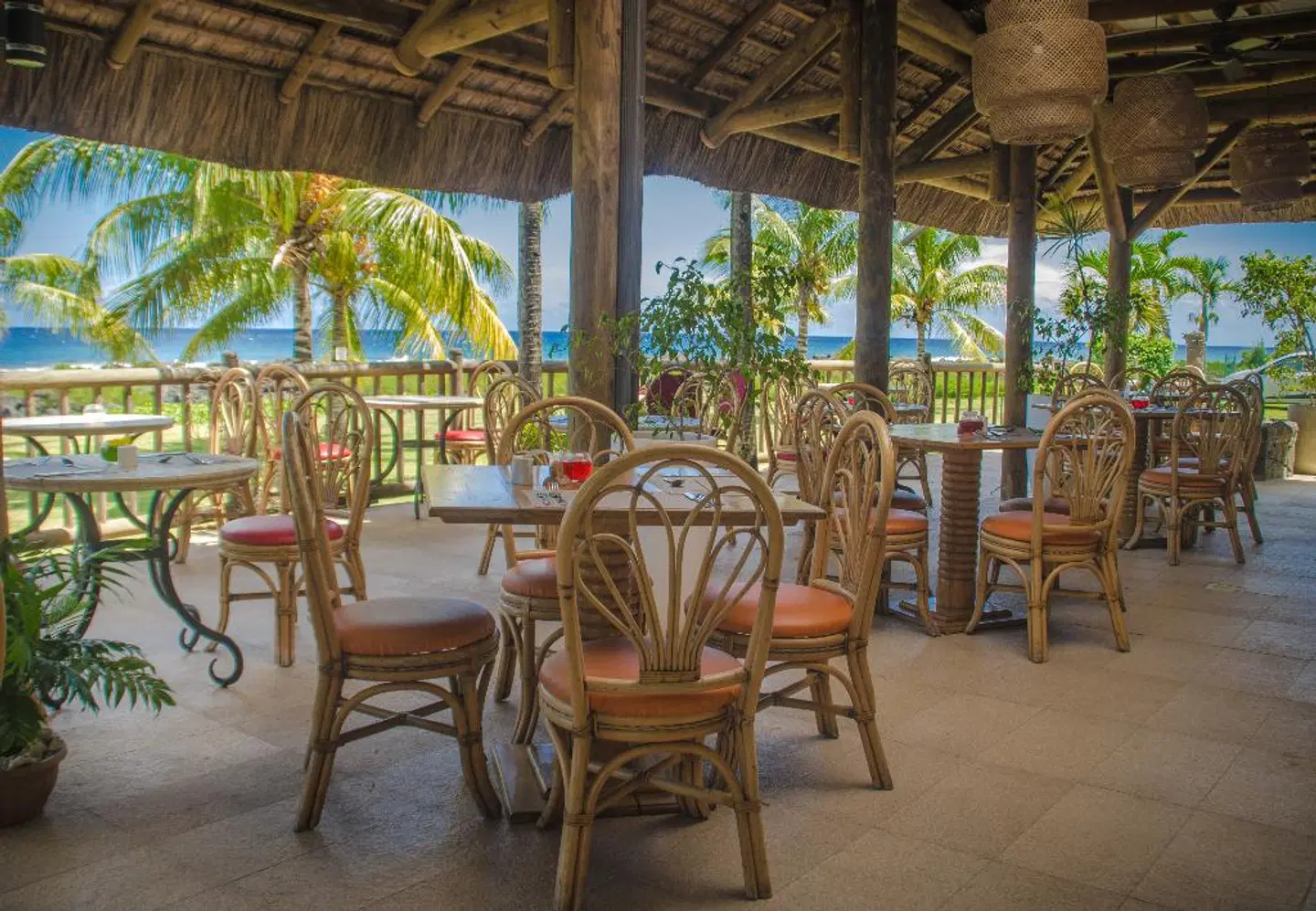 Sunset Reef Resort & Spa Restaurant