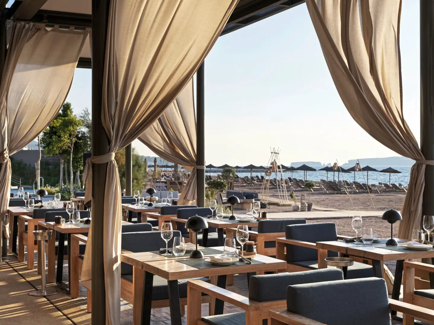 W Costa Navarino Restaurant