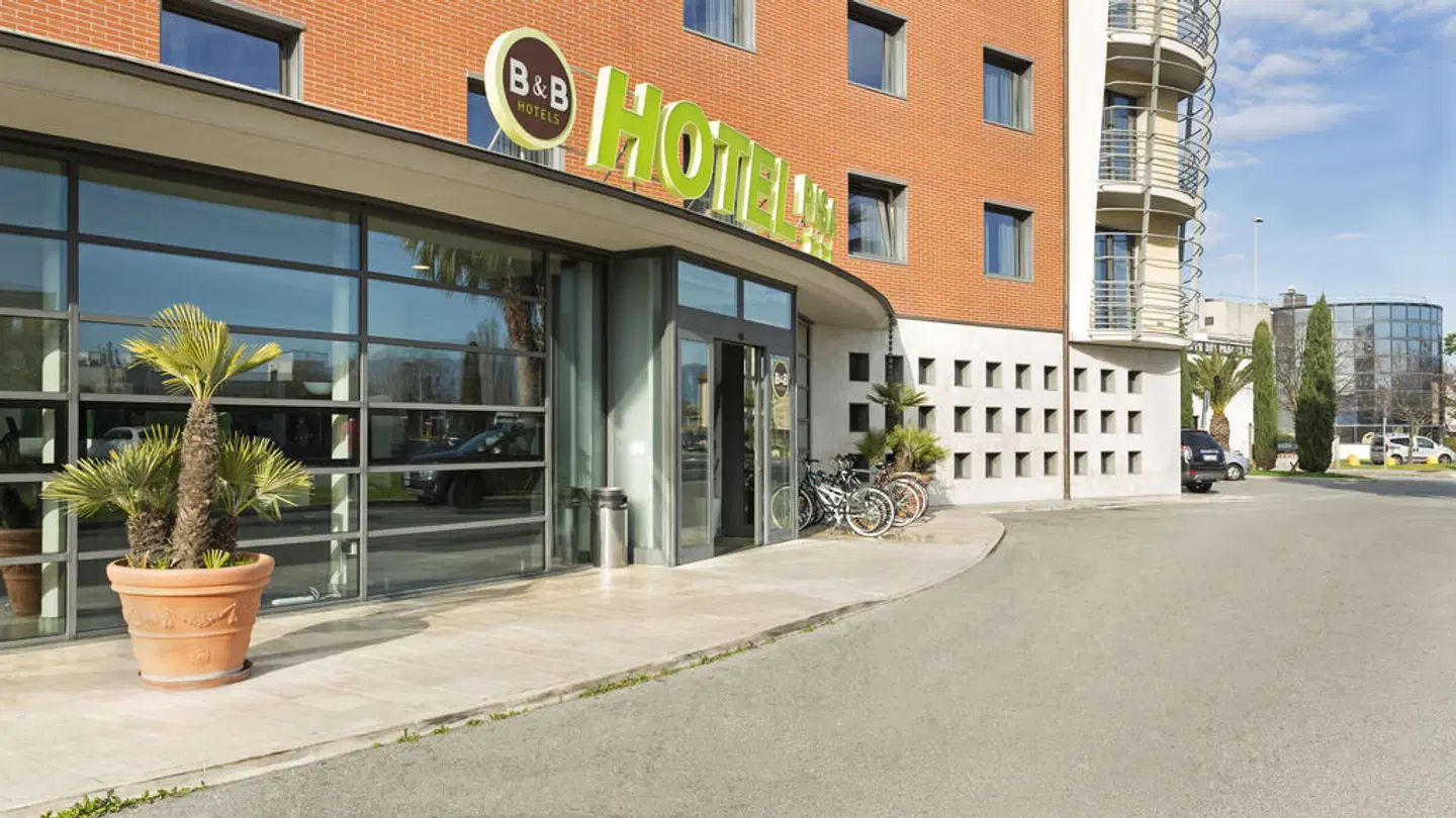 B&B Pisa EXTERIOR