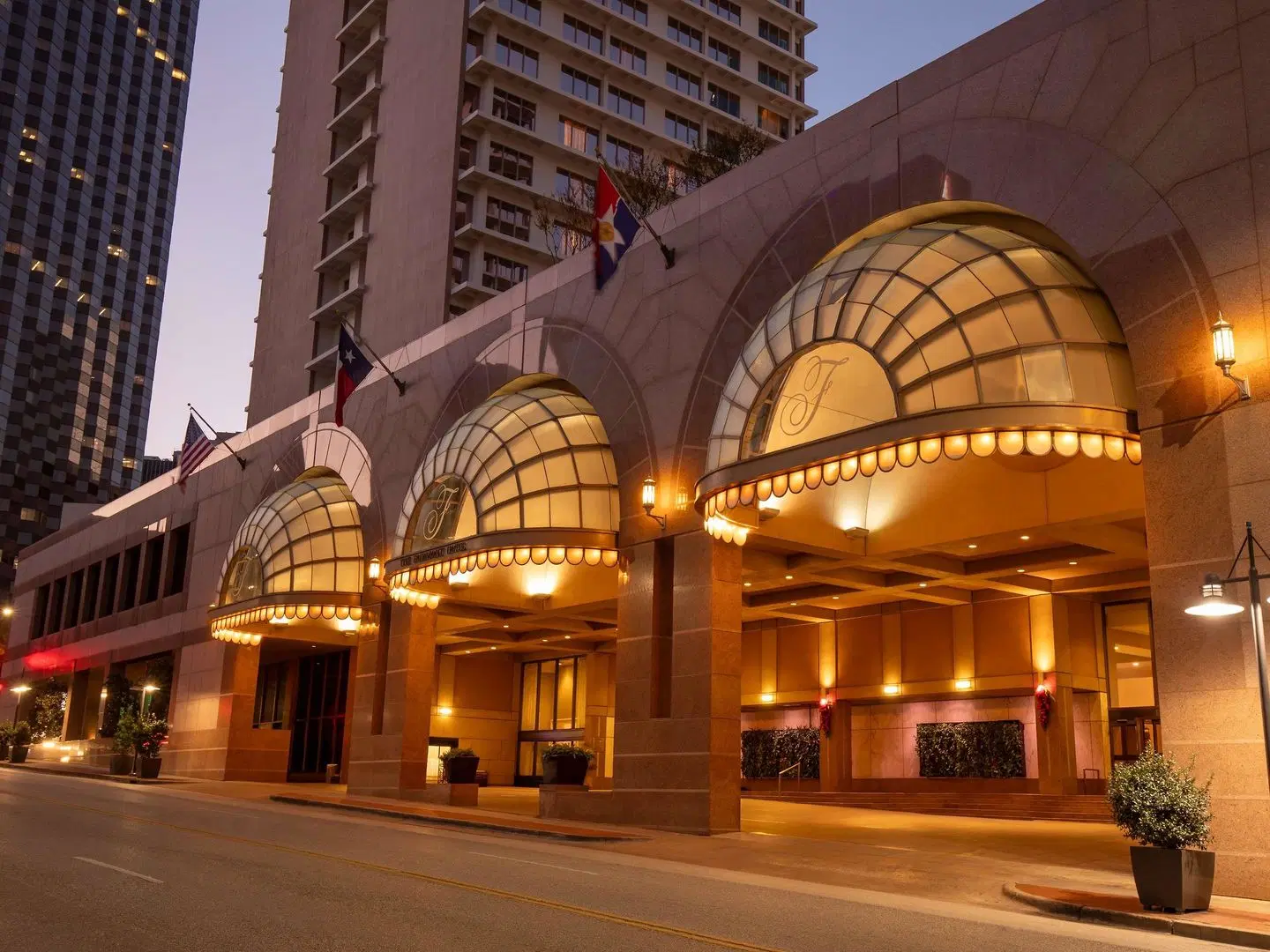 Fairmont Dallas EXTERIOR