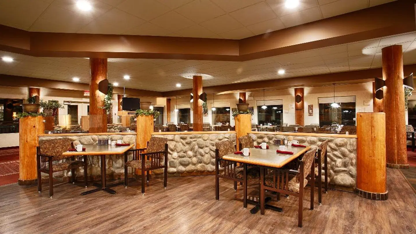 BEST WESTERN PLUS Valemount Inn & Suites Restaurant