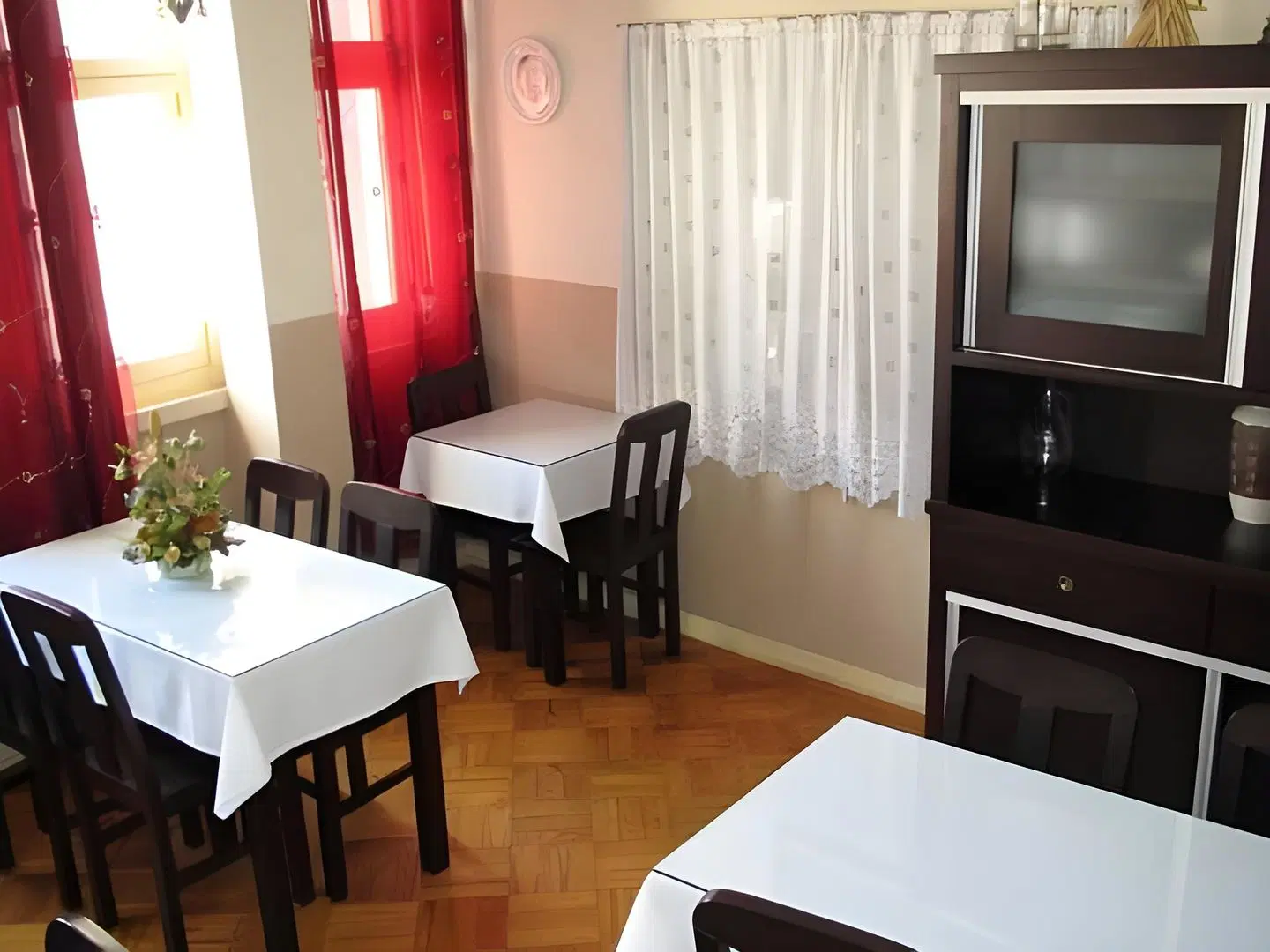 Moderna ROOM_EXAMPLE