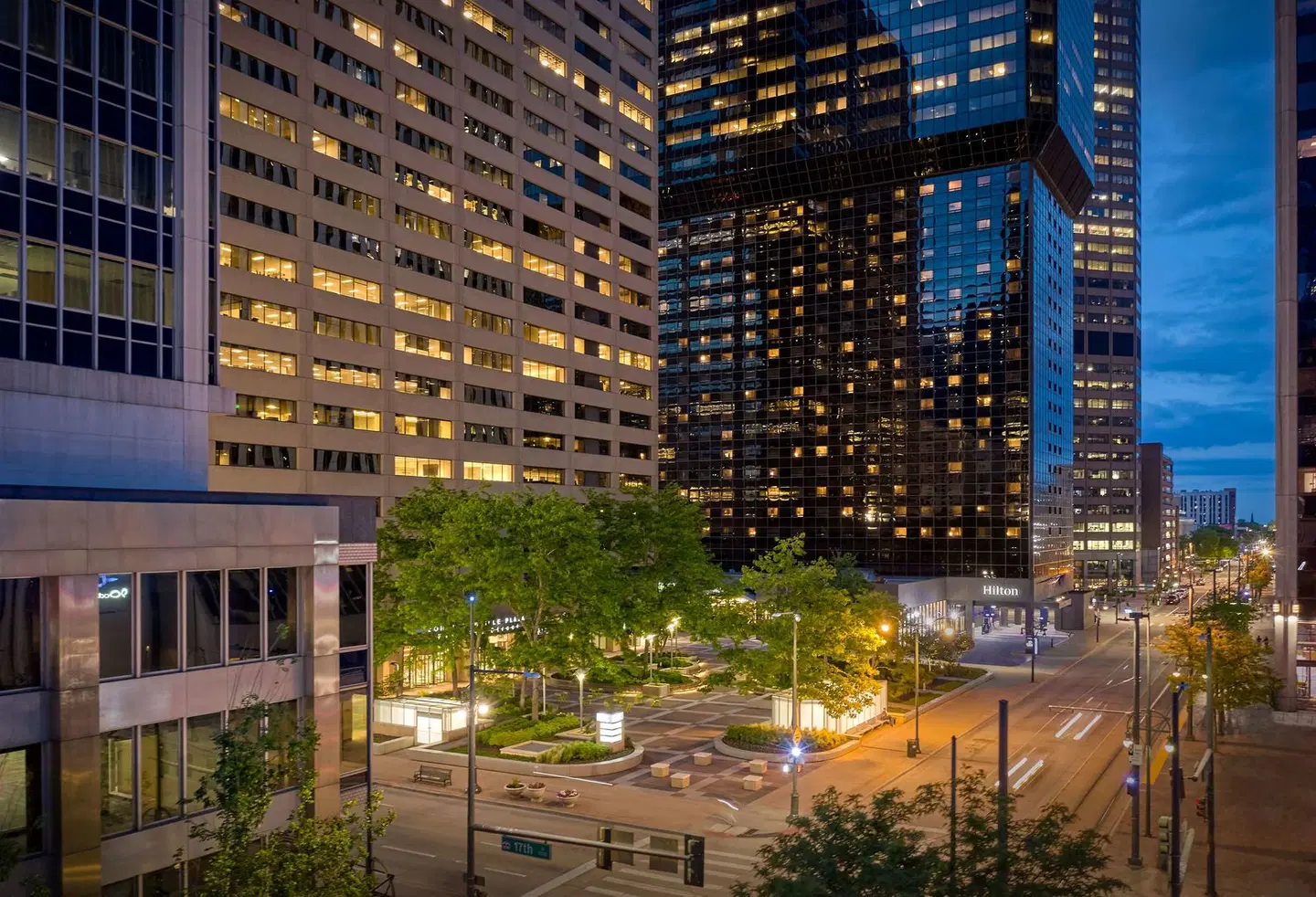 Hilton Denver City Center EXTERIOR