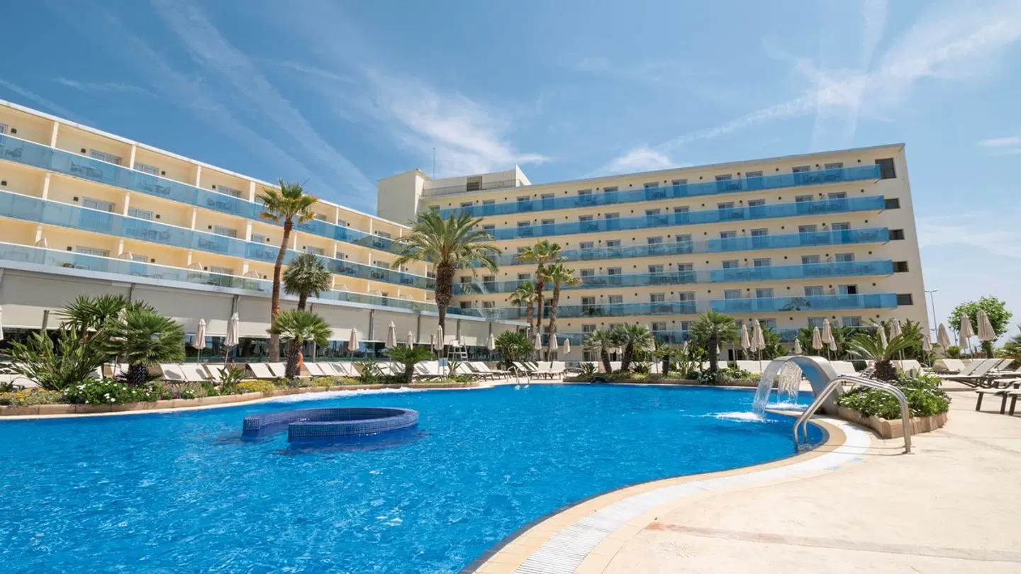 Golden Taurus Aquapark Resort EXTERIOR