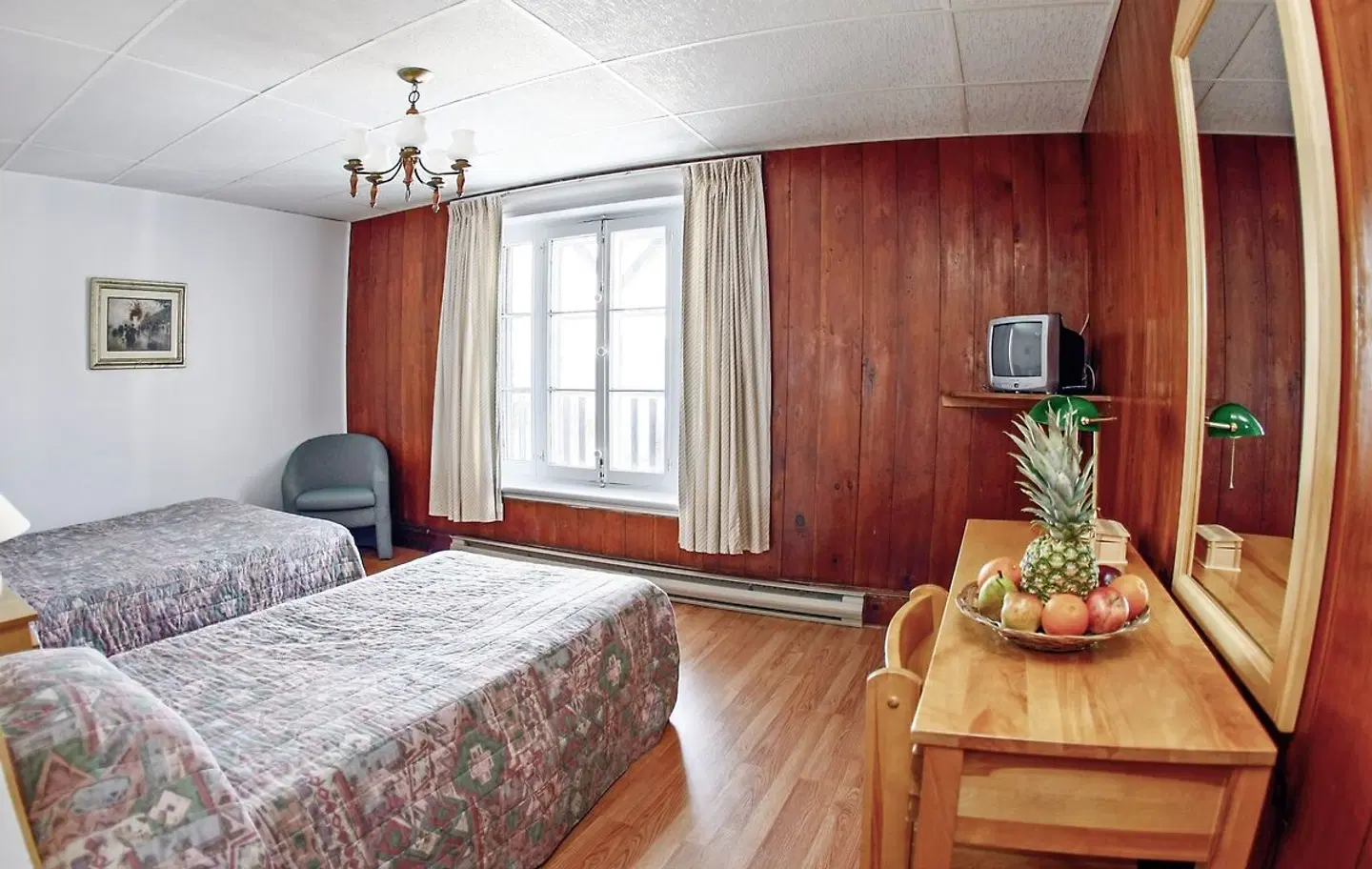 Hotel Georges De Tadoussac ROOM_EXAMPLE