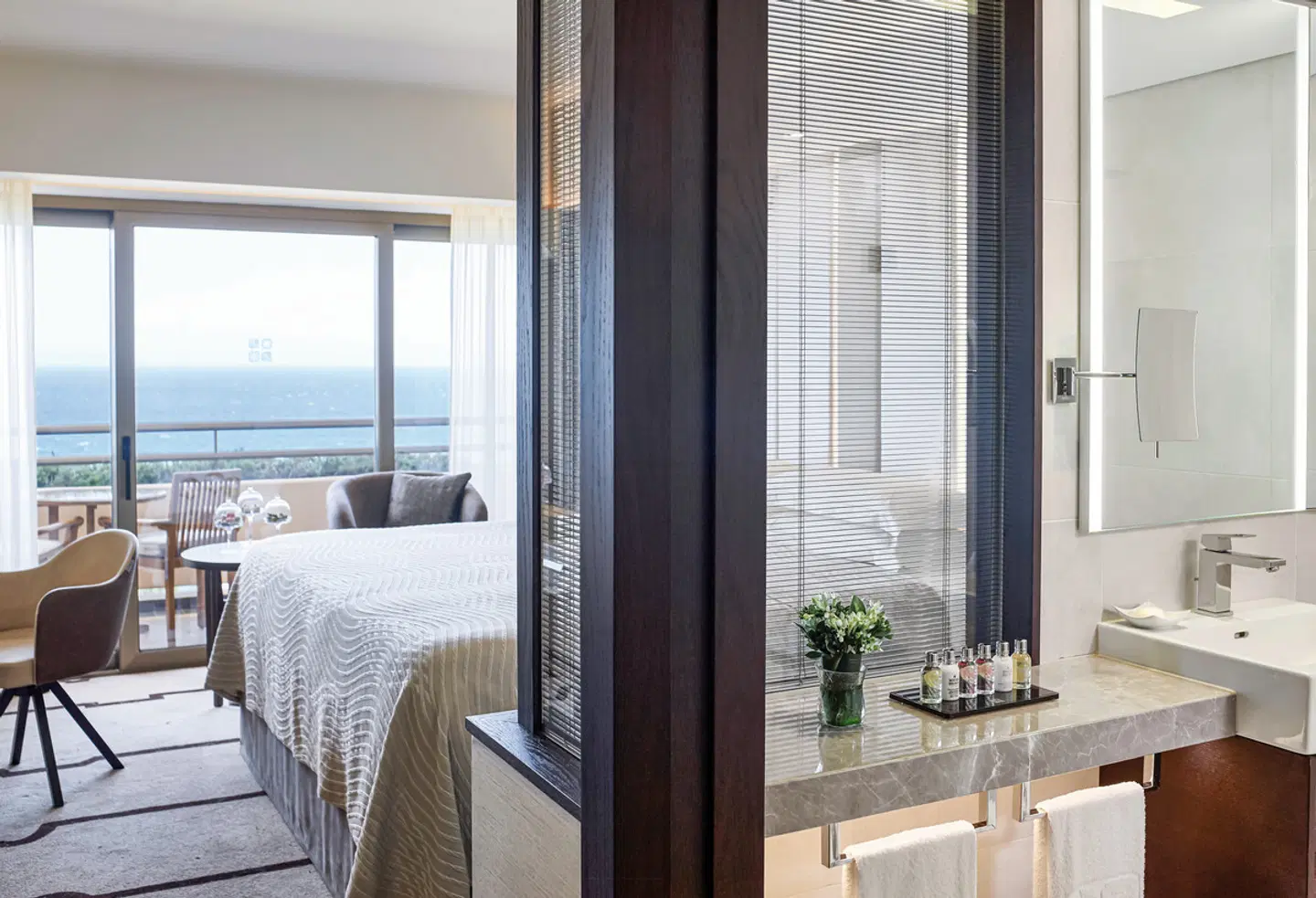 Four Seasons ROOM_EXAMPLE