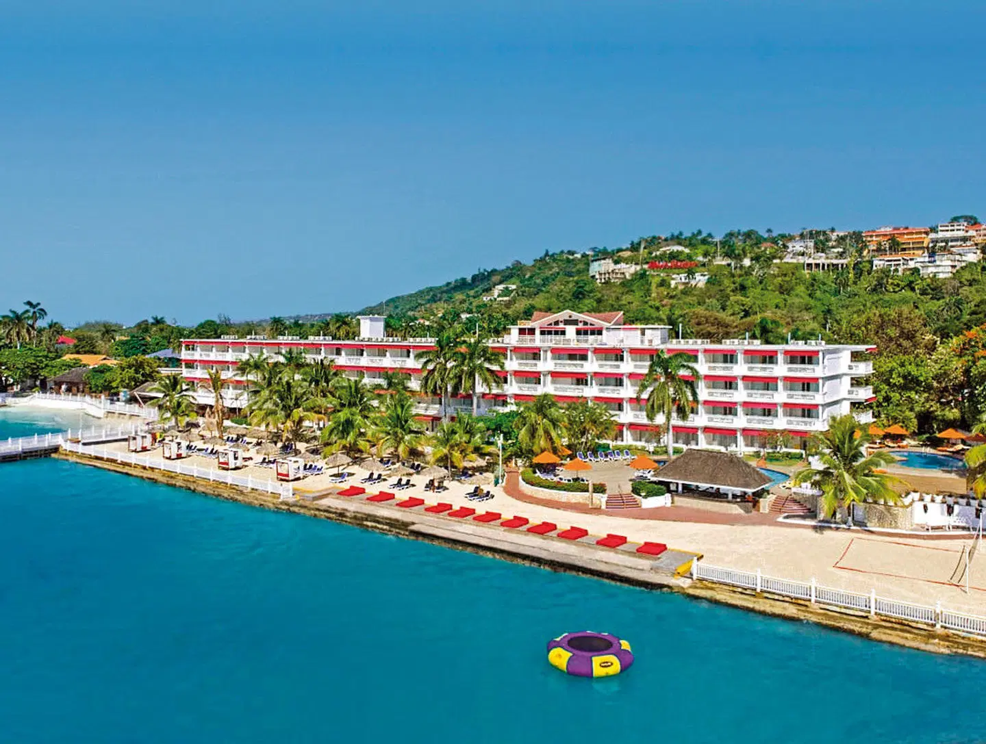 Grand Decameron Montego Beach, A Trademark All-Inclusive Resort EXTERIOR