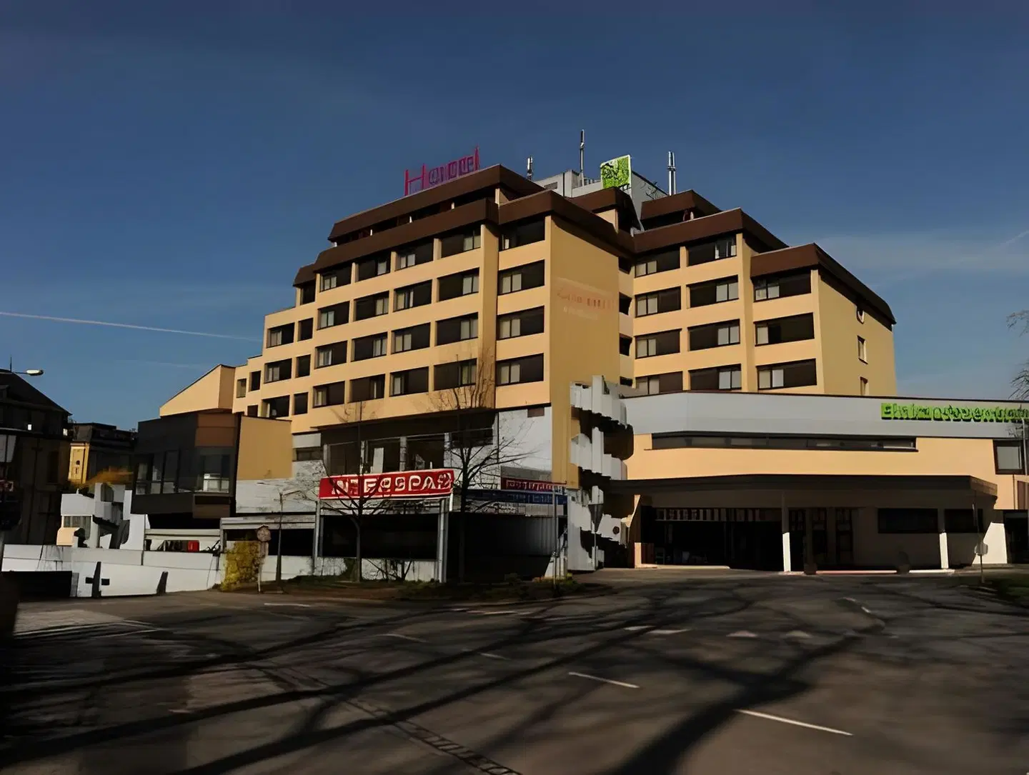 Best Western Premier Central Hotel Leonhard EXTERIOR