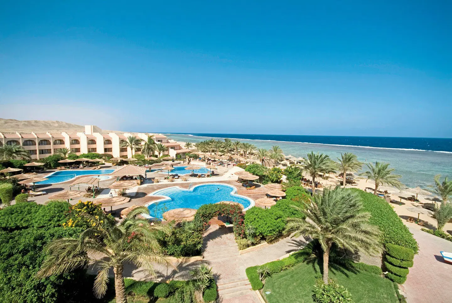 Flamenco Beach & Resort EXTERIOR