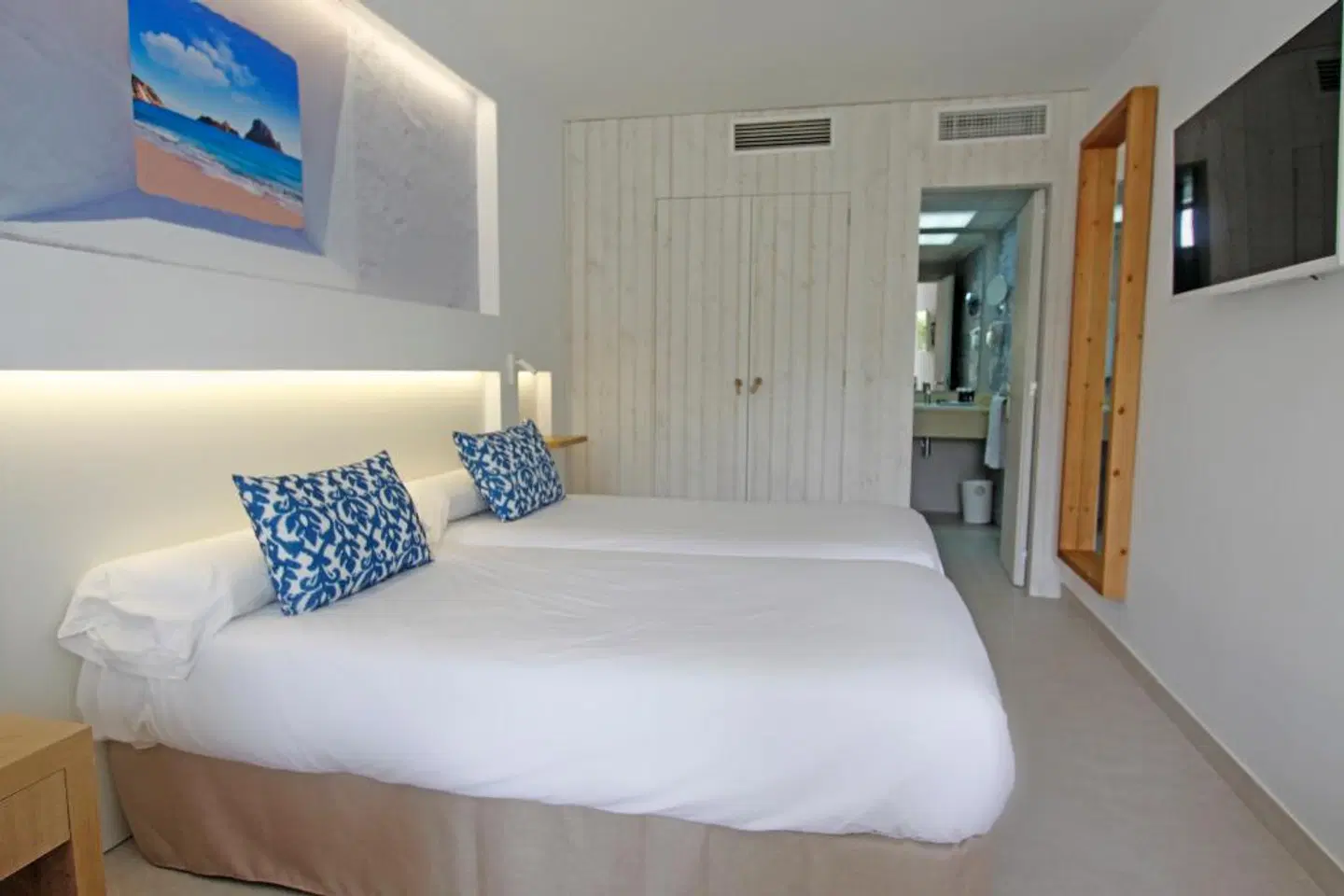 BG Hotel Portinatx Beach Club ROOM_EXAMPLE