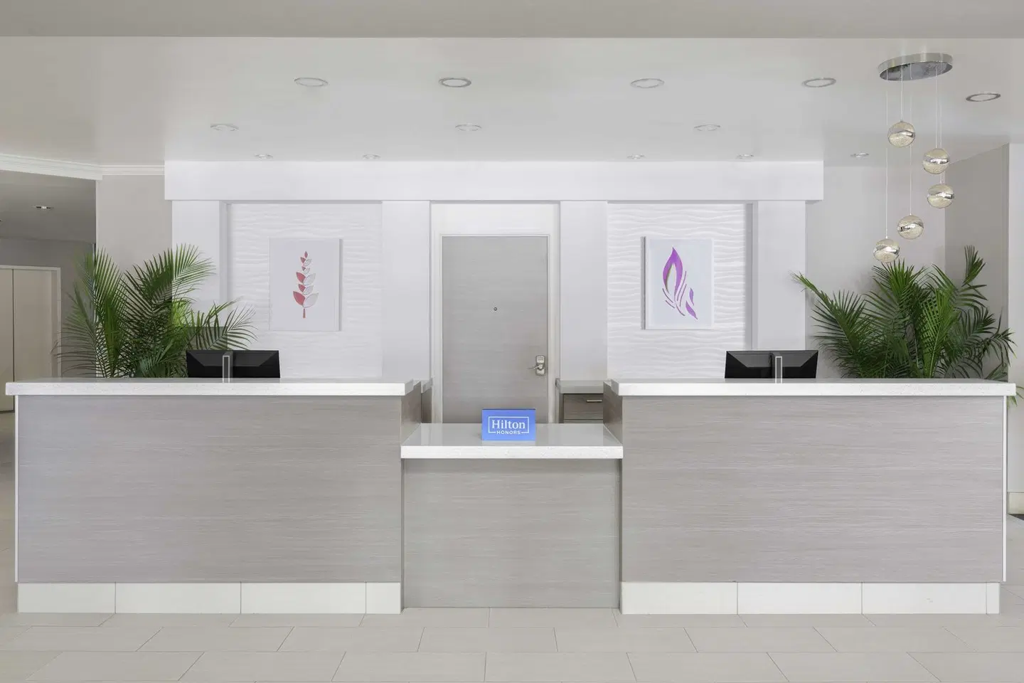 Hilton Garden Inn Calgary Airport LOUNGE_LOBBY