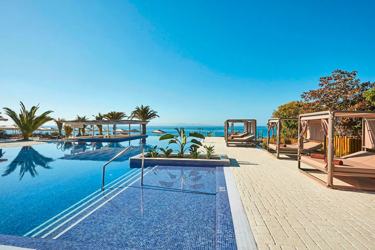 Dreams Lanzarote Playa Dorada Resort & Spa OUTDOOR_POOL