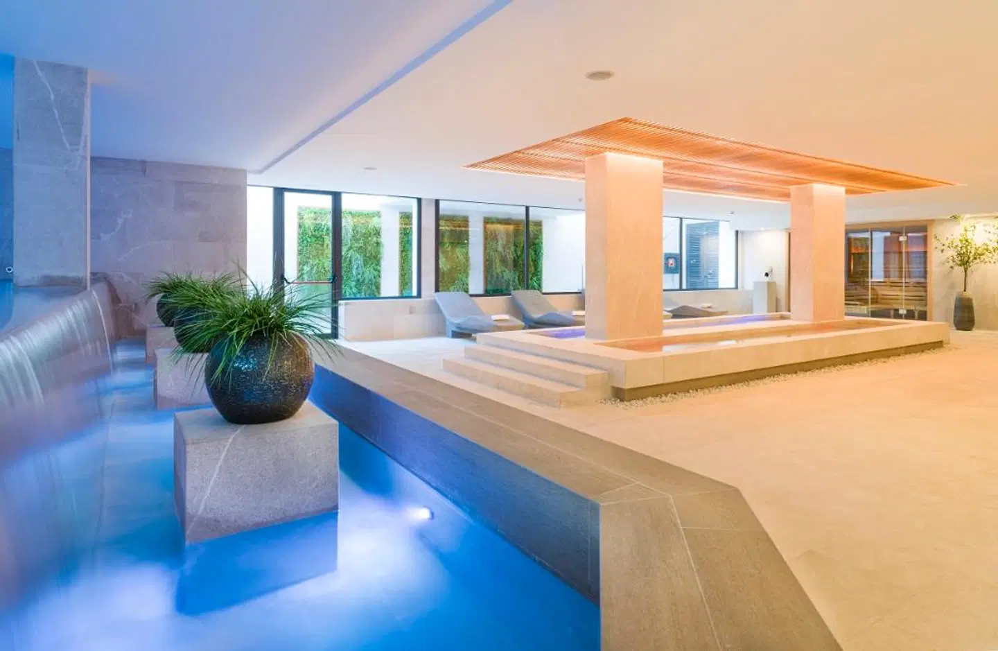 a10 Club del Sol Hallenbad