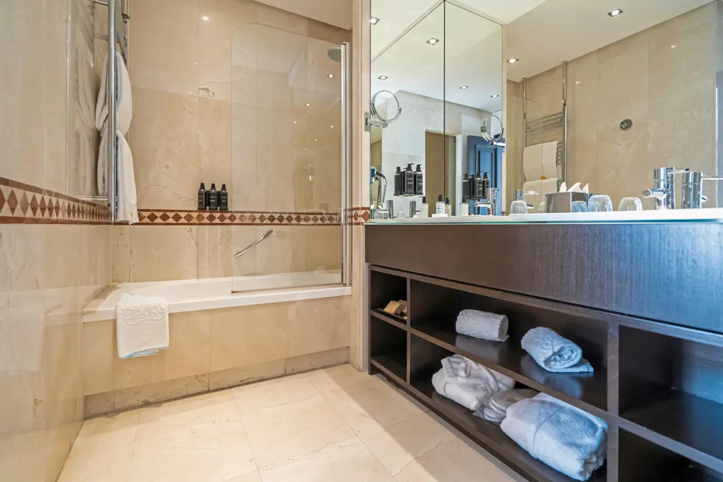 GPRO Valparaíso Palace & Spa Badezimmer