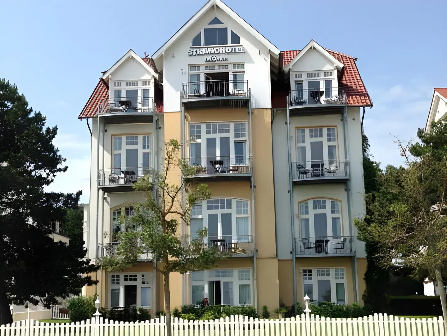 Strandhotel Möwe EXTERIOR