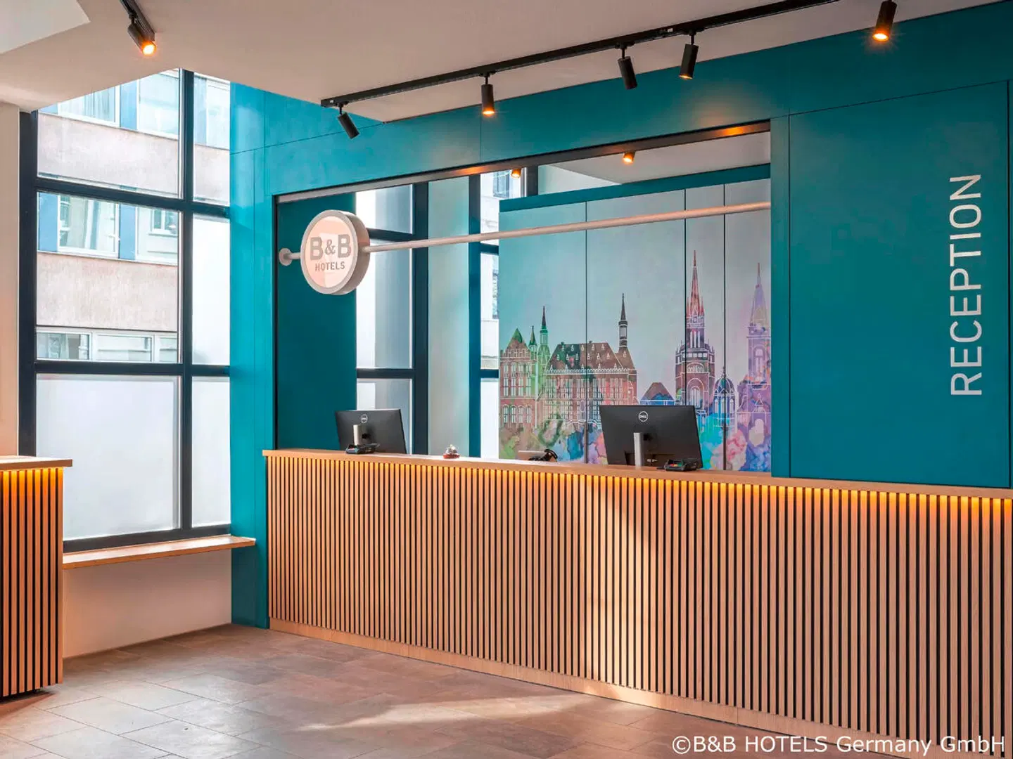 B&B HOTEL Aachen City-Ost inkl. Formel 1 Wochenend-Ticket Belgien LOUNGE_LOBBY